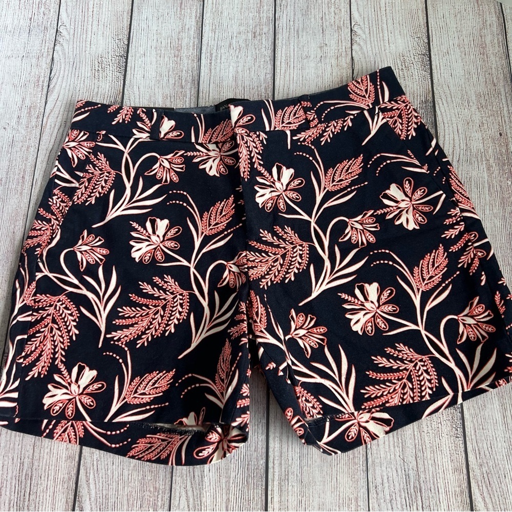 BANANA REPUBLIC Floral 5” Blue Shorts 0 NWT